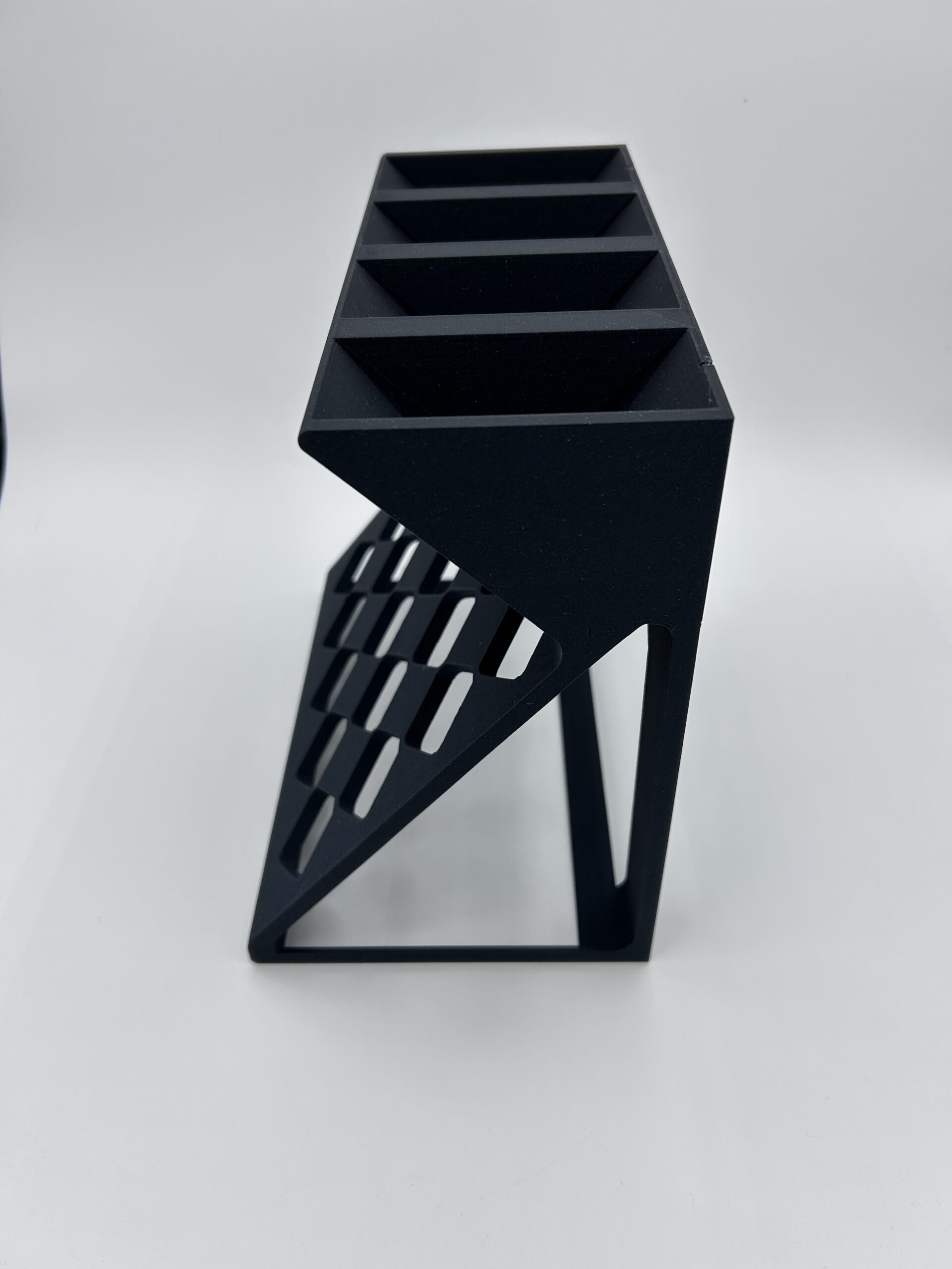 20 slot individual coffee creamer holder and sweetener sugar caddy right side empty